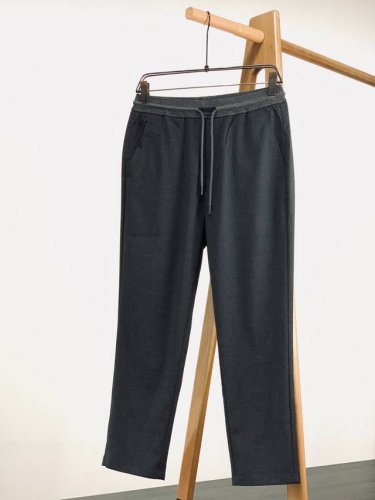 ermenegildo Zegna 杰尼亚 2025Ss早春新品 商务休闲裤，臻选优质面料打造，贴身舒适，独特设计，缔造简约线条感，版型不挑人，客供五金装饰辅料