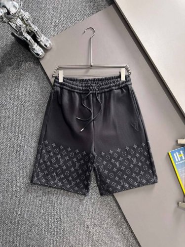 套装款！Lv 驴家 2025新款 轻奢主义 凹凸字母Logo 植绒四叶草字母 男女日常通勤穿搭必备 休闲短裤 定制毛圈面料 腰标吊牌洗水唛三标齐全 颜色：灰色