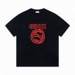 上新： 款号：B305 Gucci 古驰新款经典字母双G刺绣图案圆领短袖T恤 1面料采用260克纯棉双纱面料 柔软亲肤、透气性强，定位裁剪工艺Oversize宽
