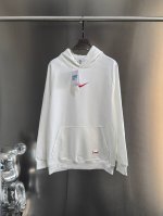 高品质 长期款 Nike 2025 Sportswear 耐克灵蛇迎新系列 男子毛圈运动连帽卫衣 灵动应万变，新年有得盘。 每件衣服右下都带蛇年设计标签区别其他