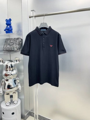 pra*普拉达 25Ss新款春夏Logo徽标短袖翻领T恤polo K 经典商务男款，高端男装的天花板级别的商务男款！简约时尚大气不失优雅，单穿内搭体面过人，品质