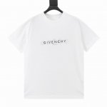 Givenchy 纪梵希 塔罗牌星星印花短袖 圆领罗纹拼接，正面和背面点缀翻转效果Givenchy paris Logo印花，正面和背面饰以印花，经典剪裁，上身