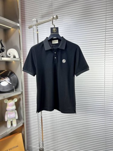 Gucc*古奇 Ss25早春新款翻领polo衫 高品质珠地棉材质 雍容华贵的品牌风格，260克重 客供进口面料 做出来的衬衫也是版型垂顺挺括，并且还抗皱抗起球，