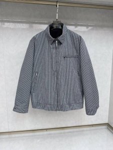 迪奥 Dior 双面衬衣领千鸟格外套-高端定制尤物，品牌专用同款面料：不易起皱，笔挺有型-立体感强，洗水、克重检验达标。任何人都可以轻松驾驭 时尚立体剪裁完美塑