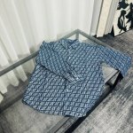 款号K155 款式：芬迪Fendi满印提花牛仔外套夹克 颜色：图片色 尺码：M-Xxl 面料：定制提花牛仔