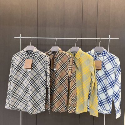 轻磨毛+精梳棉 25春夏 Burberry巴宝莉新款经典款小格子衬衫 格纹拼接设计 男女同款 黄+蓝条纹 轻磨毛材质 棕+灰条纹 精梳棉材质 面料轻薄，适合春夏