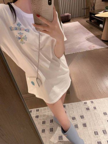 模特实拍已加入保护 货号 10853 白色圆盘T配包包 黑色 白色