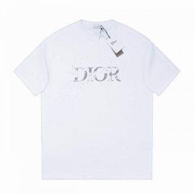 p80#D035 dior 迪奥24Ss早春夏新款短袖，品牌字母Logo数码印花，官网同步，专柜纯棉面料！贴肤舒适，耐看又好穿，经典简约Logo设计，原厂工艺一
