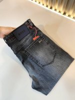 hugo Boss 雨果博斯 2025春夏新品发售！牛仔高级百搭实用主义不哗众取宠！港澳台地区限定款！！立体裁剪纯棉材质！台湾外贸公司承接、材质精致细腻似乎是专