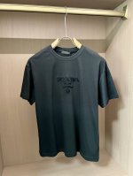 prad 男士时装款圆领短袖T恤，贸易公司洋行货，高级限定款，25年春夏新品，明星级人气单品！ 客供埃及进口顶级面料，甄选尼罗河区域光照极好的上等棉花原料，经过