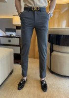 杰尼娅 2025Ss年春夏专柜同步爆款休闲裤，本季必入百搭款式，上身极为出挑，超级百搭款 ，原版1:1复刻，三标齐全！专柜最新时尚元素设计，进口定织高品质欧棉面