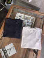 春夏新款路家休闲圆领短T，微宽松版型，黑色白色M-Xxxl