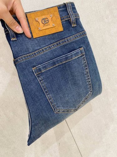 p古驰 新品 高端独家发售 25Ss四季款超燃炸街系列之最牛仔裤 独家隆重推出 原版定制高端品质面料 定制五金版型修身剪裁 面料带弹力 微弹上身舒适度超高 必爆