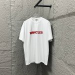 Moncle* 蒙口*2025春夏新款 简约 字母植绒工艺 定制双纱平纹纯棉面料 短袖T恤 男女同款 颜色：黑色 白色 尺码： S 90-130斤 M 120-