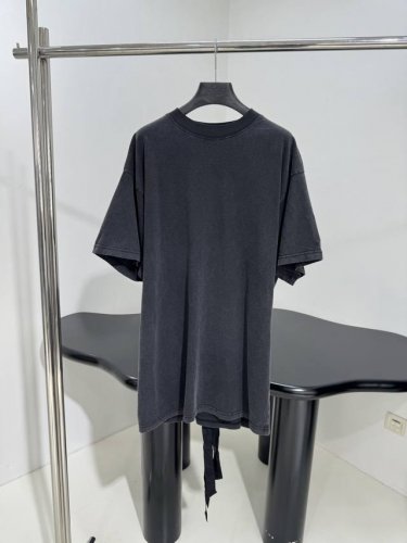 新品廓型系带T恤 同源褪色黑色干爽平纹针织面料 定制定染织带 背后全系带设计 可收腰 成衣洗水做旧 男女同款 独家对版对色定制 收到货的宝宝可以对比 Sml 水