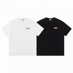 款F08 Dior 顶级高版本Dior 苹果蛇刺绣章仔短袖 采用纯棉12S精棉平纹面料 310G 刺绣图案以榻榻米刺绣工艺打底 刺绣采用特殊的单针排列方式 针迹