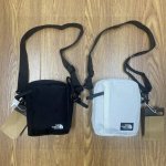 the North Face Tnf北面皮标Logo运动休闲单肩包斜挎包 大容量合理分区、轻松收纳 明亮的颜色对比、考究的材质拼接 简约不简单、出色不挑人 用时