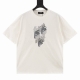120 fendi/芬迪 25Ss 3D亮片珠片撞色绣花短袖T恤 专柜7700原版购入，正面定制有3D效果Fendi Block图案多色微型亮片刺绣。 前幅珠片
