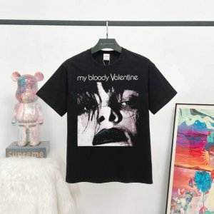 款号:Q22 # supreme Week 9 X My Bloody Valentine Feed Me With Your Kiss Tee联名款音乐艺术专