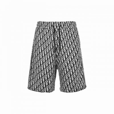 dior 迪奥 24Ss 侧边织带满印提花针织短裤 夏季新款 专柜定制纯棉提花面料 满身Logo 双侧字母织带 超级质感柔软透气 品牌元素设计理念 体现高品质