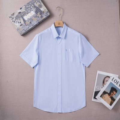 新品 G家25春夏时装款短袖衬衫！ 甄选的顶级瑞士Alumo阿鲁姆公司100支纯棉色织细条纹面料，经过免烫工艺处理，面料质感与舒适度极高，光泽度极好，亲肤性与透