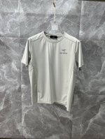 arcteryx始祖鸟 男款2025春夏新款圆领短袖T恤衫，男人夏季优雅高大尚首选单品圆领短袖，可以穿一整个夏天T恤衫高端简约系列 ！上身挺括有型，完全颠覆夏季