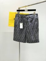 衣服 ，短裤 ，Fendi 芬迪，2025夏季最新品，专柜同步有售，原单狠货，休闲时套装，进口原版面料，顶级印花工艺字母图案Logo，独特设计，上身舒适透气，档