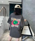 Mlb Yankees-Ny地球家园圆领短袖半袖T恤 面料采用260克纯棉双纱食毛面料 双线二本针压线 久洗不变形 原版定制三标 高端进口印花 随意水洗 情侣可