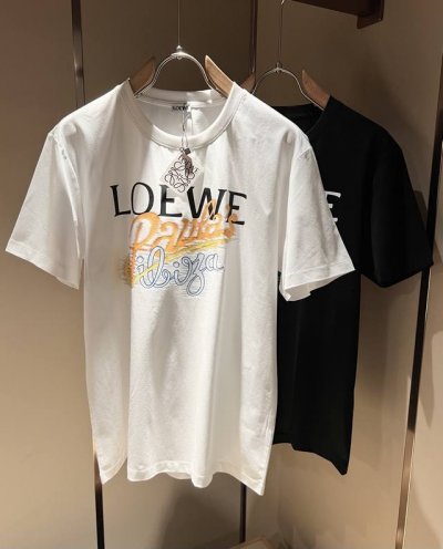 Loe*We罗*威 2025春夏新款男女同款短袖T恤 意大利原厂订单渠道 极具个性高级风 标志Logo图案印花工艺设计 情侣款纯棉短袖T恤 最新时尚潮流人气产物