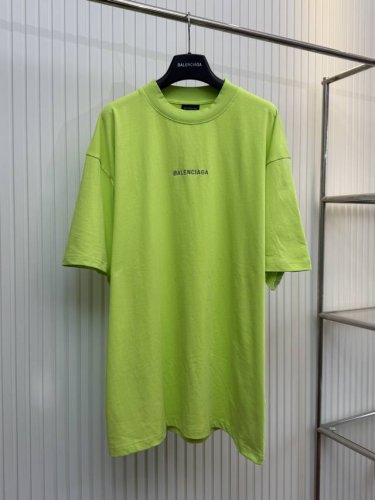 bal 巴黎浅绿色刺绣标语短袖T恤 Size：Xs S M L