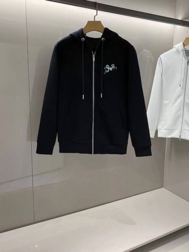 P300 古驰 官网同步发行 胸前印花品牌Logo 功能性 机能运动 男女同款 新款运动技能连帽卫衣，400克洗水纯棉 图案非常吸睛。版型微宽松百搭。上身爽滑透