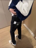 Dg*杜嘉班纳 Ss秋冬牛仔裤 小直筒长裤 面料带弹力 正版五金开模 外贸标配Ykk拉链 后口袋刺绣工整且立体有型 ！适合各个年龄段。市场最高版本的欧洲进口面料