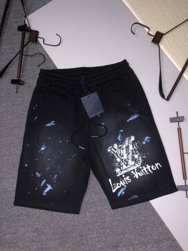 Lv2025新款 男女日常通勤 穿搭必备 字母Logo涂鸦印花休闲短裤 定制380克毛圈面料 手绘水洗工艺 腰标吊牌洗水唛三标齐全 颜色：黑色 码数：S M L