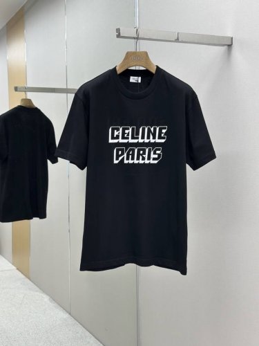 P220 Celine 25Ss 秀款Logo标识龟裂印花巴黎Ce字母短袖 面料采用180克40支精梳棉 罗纹1×1同缸定染 整件衣服成衣双针走线密集 使用纯棉