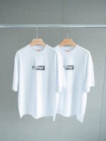 热门Tee Supreme Ss25 Week7 迈阿密开业限定 Miami Box Logo Tee 迷彩Logo印花百搭短袖T恤 男女同款 颜色：白色 尺码