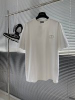 dio 经典Cd刺绣T恤 万年不过时 对版定织定染 320G重磅面料，质感无敌 码数：Smlxl S码衣长72 胸围108 肩宽49 M码衣长74 胸围114