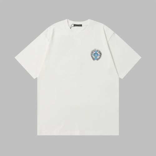 上新 高品质9157# 酷盖必备！Chrome Hearts经典蓝十字T恤来袭。标志性图案吸睛力Max，一眼锁定潮流焦点。简约版型搭配上乘面料，宽松版型不挑人，