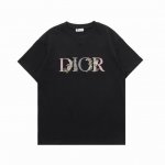 顶级复刻版本 Dior 迪奥花卉刺绣休闲圆领短袖T恤 面料: 280G重磅纯棉，随意对比 砖柜同步。第一时间正品开发研制。欢迎对比！面料采用Zp定织定染全棉双纱