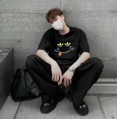 60 上新！元素碰撞，超级吸睛！Adidas/阿迪达斯三叶草夏日缤纷水果情侣款圆领短袖T恤，全部采用上等原料，质感好颜色鲜明！ 这种款式上身回头率超高！基础款的