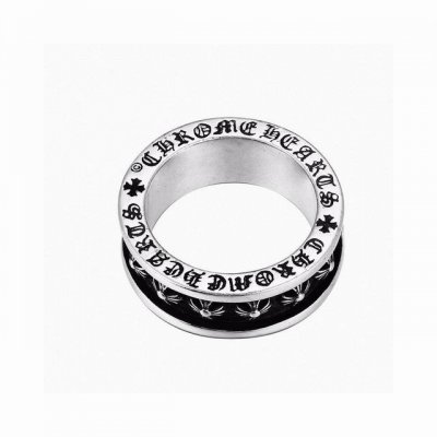 Chrome Hearts 克罗心黑环十字花戒指 很炫酷，弄潮必备单品。无敌细节，看实拍！ 顶级泰银工艺！别具一格的质感和色泽，使首饰粗犷而古朴。经过特殊处理,