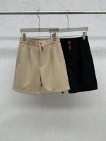 新品 贸易公司渠道货，意大利原厂出品，经典奢华之作！！2025春夏新款Kiton奇顿男士经典红色标签装饰客供进口棉麻抽绳短裤休闲五分裤！其面料采用了精心挑选的客