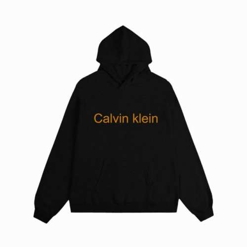 120 Calvin Klein 新款金标连帽卫衣 甄选新疆高克华棉面料 手感软糯细腻 上身充满质感 非常轻便舒适运动宽松版型不紧身 轻松驾驭无压力 全衣平车走