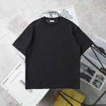 上新 纯原臻品 顶级复刻 Dior 迪奥 新款老花植绒冰感休闲圆领短袖T恤 款号: 5 颜色: 黑色 白色 购入原版开模打造，全套定制辅料，细节决定成败。 迪奥