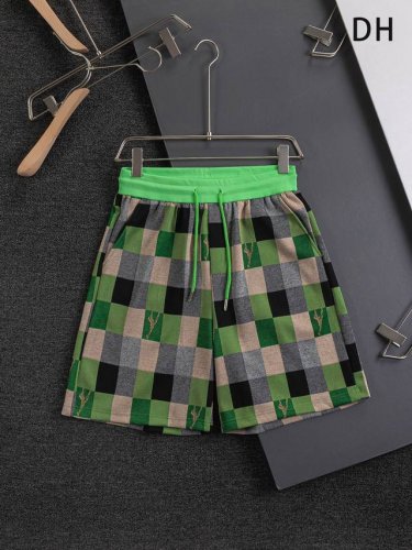 Louis Vuitton 路易威登 1V 驴家 微宽版型S-Xl lv 25Ss新品专柜同步专柜上架 经典Lv棋盘格提花短裤Logo重工艺 男女同款 官网同步