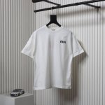 Miumiu 缪缪 25Ss 字母Logo发泡印花短袖T恤 面料采用高克重280G重精梳棉 定制1:1螺纹 专柜级别精致车线 做工精细 面料舒适亲肤无异感 定制