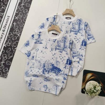 尺码S-Xl爆款推荐 路易威登 Louis Vuitton 1V 25Ss早春新款 Monogram City Walk图案印花珠地短袖轻奢主义 男女日常通勤穿