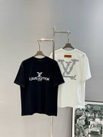 驴牌*25S新款潮牌T恤.男女同款～重工款推荐！260G纯棉面料.上身也是非常的舒适.胸口部位立体3D绣花工艺.品牌字母直击主题.后背搭配经典飞机Lv质感图案设