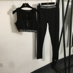 款号20252781 Dg*新款瑜伽运动套装，织带收腰运动背心+弹力修身小脚打底裤，黑色，S-Xl， M码；胸围80，长33；腰围66弹力，长97