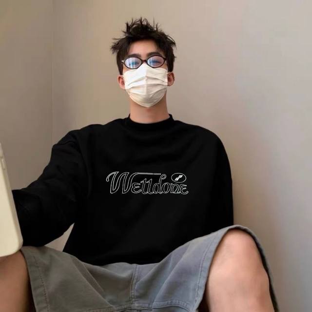 顶级版本 P140We11Done 24Ss 新款Welldone秋冬胸前大Logo字母印花高街卫衣 情侣款 秋冬年度热卖爆款，高品质保证，不满意随意退换。原版