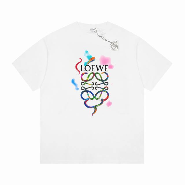 90 高品质25Ss罗意威Logo印花短袖！胸前品牌字母Logo大牌感十足！高端大气完美演绎，经典圆领不挑人版型上身巨显瘦 面料采用230克纯棉面料，保证舒适性